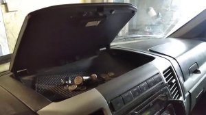 Ремонт или переделка замка крышки бардачка под документы Газель бизнес, Соболь