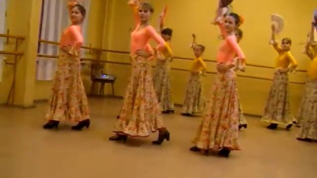 Фламенко . Открытый урок . 2-й год обучения . смотреть онлайн