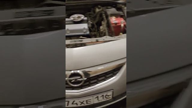 Опель Астра После прогрева начинает течь Антифриз! Подгон от Артура!) смотреть онлайн