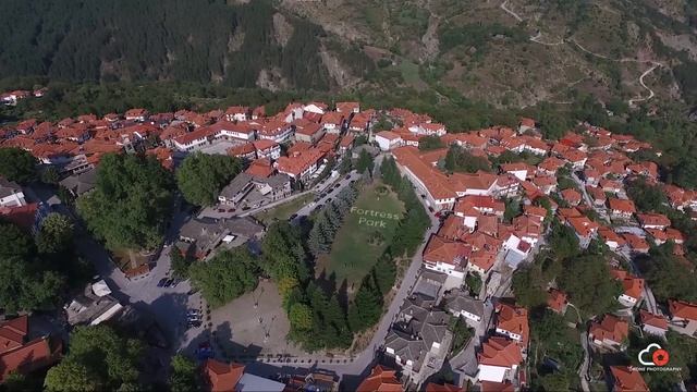 Metsovo view from a drone смотреть онлайн