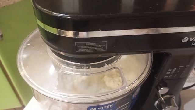 Взбивание масла с помощью планетарного миксера доступно всем смотреть онлайн