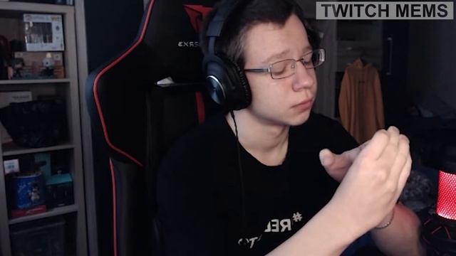 TWITCH MEMS | СТРИМЕРША КАРИНА ПРО МЕЛЛСТРОЯ | QUICKHUNTIK ОБРАЩЕНИЕ К ПРЕЗИДЕНТУ смотреть онлайн