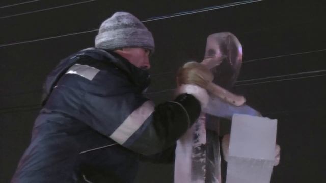 В Архангельске начался конкурс ледовых скульптур смотреть онлайн