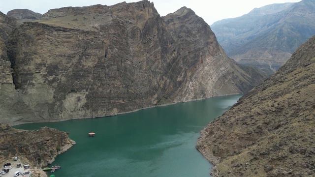 Высокие и красивые горы и реки Дагестана!!!! смотреть онлайн