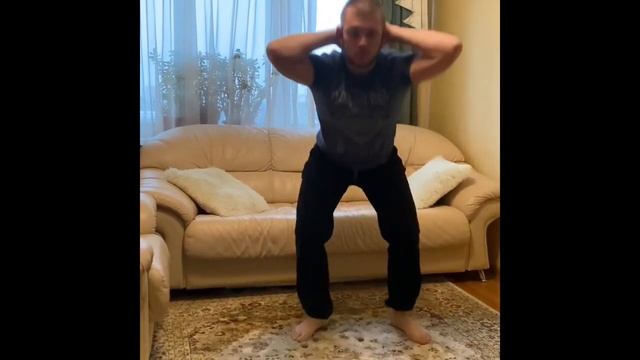 22.12.2020, ТФ-01-20, Богданов Максим, приседания, 40 раз. смотреть онлайн