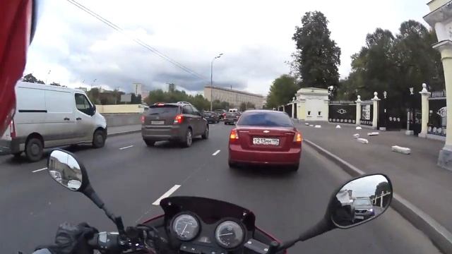 Интересно, собака по мою душу бежит?