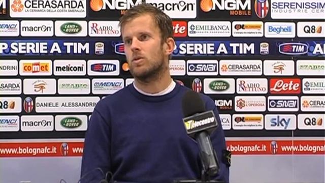 Antonsson in Conferenza Stampa смотреть онлайн