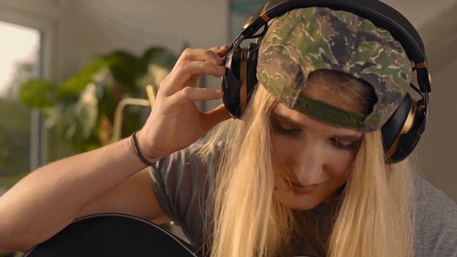 Introducing - VOX VH-Q1 SMART Noise Cancelling Headphones смотреть онлайн