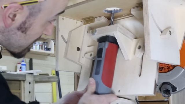 Portable Workshop / A Compact Multi Tool