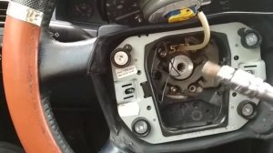 Как снять руль Ауди А6 с5