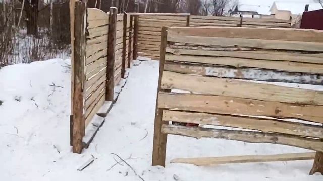Забор из досок. Стройка птичьего двора продолжается! смотреть онлайн