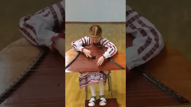 Гаврилова Юлиана, 8 лет, крезь, группа "Первые шаги" 1. ЧНТ "Аннушка", 2. Удм. народн песня "Кинъёс смотреть онлайн