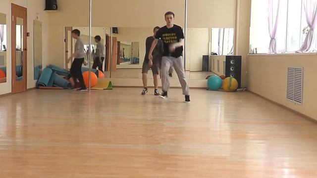 Хаус тренинг / FF & student смотреть онлайн