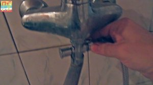 Как заменить шланг душа - С РУКАМИ  / Ремонт сантехники