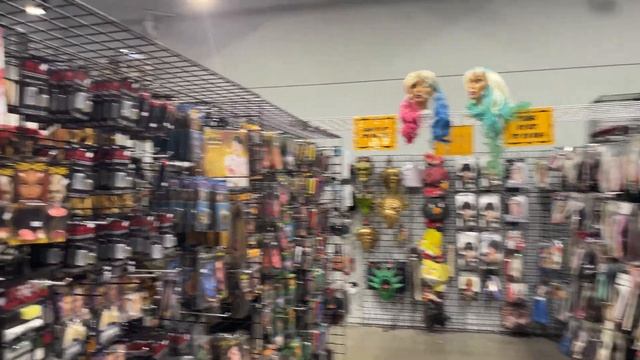 ХЕЛЛОУИН МАГАЗИН В США! Обзор магазинов HALLOWEEN SUPER STORE, LOWE'S!