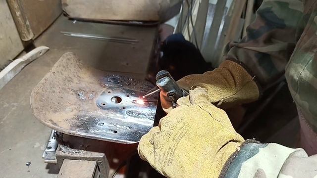 Сварка электродом тонкого металла с широким Зазором. Часть 3. С.Св.Д. €9. смотреть онлайн