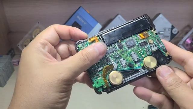 Sony WM-FX70 Repair Radio Cassette Player Walkman смотреть онлайн