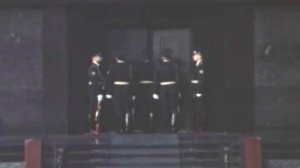 Cмена часовых Почетного караула у Мавзолея Ленина