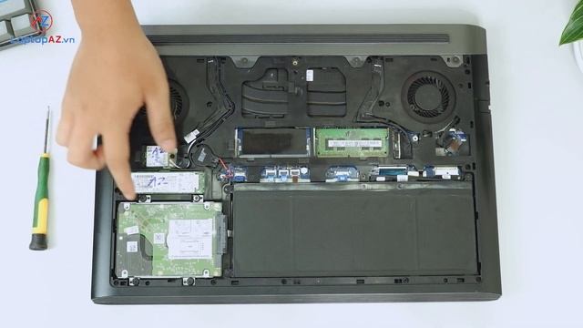 Dell Inspiron 7577: (Năm 2020) Cấu hình, Thiết kế lỗi thời nhưng...Mình Vẫn Mua !!! | LAPTOP AZ смотреть онлайн