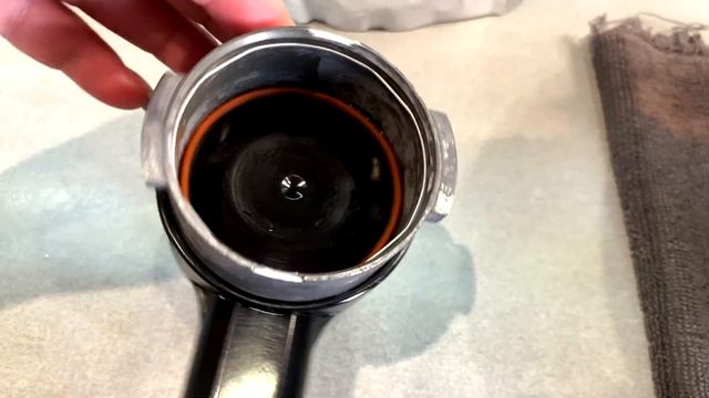 Щенки Фунтик и Шоколадка. Вторая жизнь пыльника для собак. Красивый ЖК смотреть онлайн
