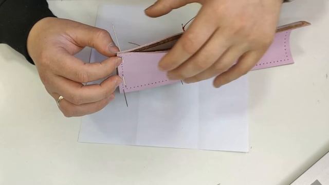 Кожаный зажим для денег своими руками. Бесплатная выкройка PDF. DIY leather money clip. Free patter смотреть онлайн