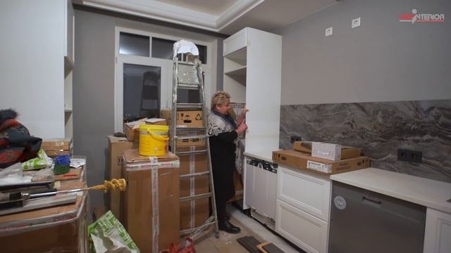 Обзор ремонта в трёхкомнатной квартире - 90 кв.м. Интерьер квартиры в ЖК Гранд Фамилия смотреть онлайн