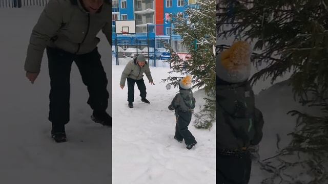 01.01.2022г Обычное утро. На улице пусто😳никого!!!