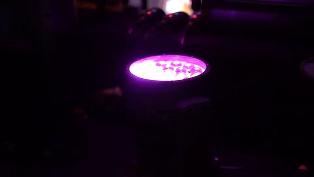 Quick Look at the Chauvet Professional Rogue Outcast R2X Wash смотреть онлайн
