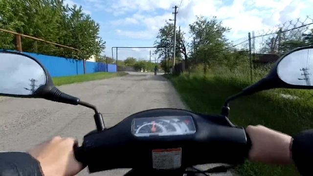 STUNT НА SUZUKI LETS 3 DX , HONDA DIO 27/ПОКАТУШКИ SUZUKI ПРОТИВ ЭЛЕКТРОСКУТЕР LIKE.BIKE ZERO+ смотреть онлайн