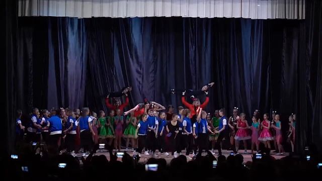 Ювента- Шоумен (поклон) смотреть онлайн