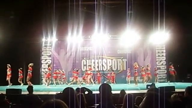 Cheertowne Vegas Vixens Level 2 смотреть онлайн