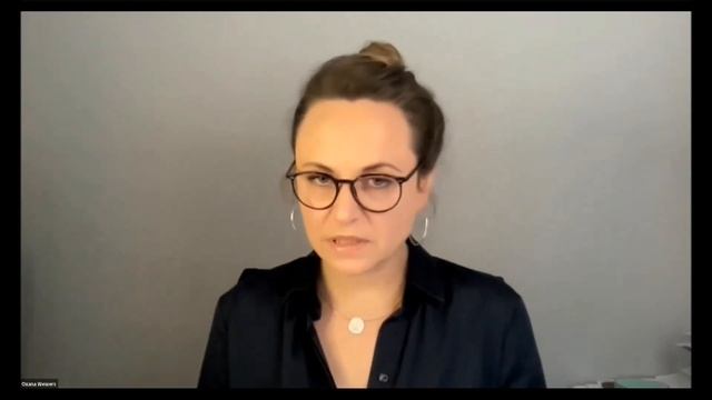 Помогающие профессии в немирное время Александр Волынский, Оксана Веверс, Ирина Воробьева смотреть онлайн