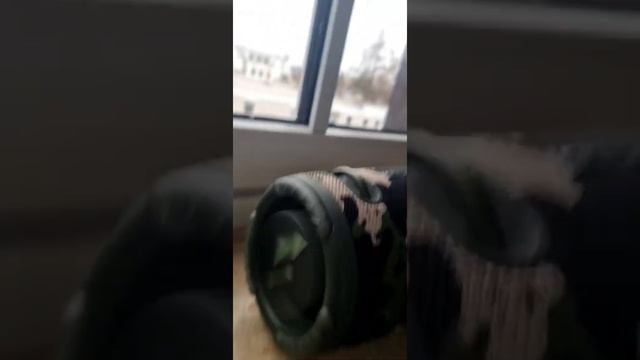 JBL XTREME 3 LFM 100% VOL. смотреть онлайн