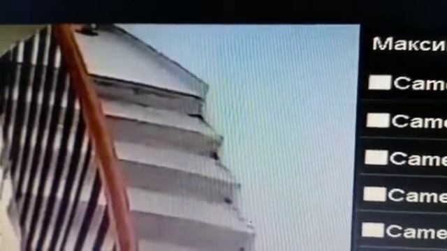 мужик решил что подъезд это туалет смотреть онлайн
