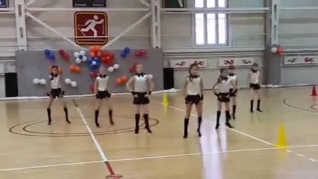 Dance Life- Рок-Звезды смотреть онлайн