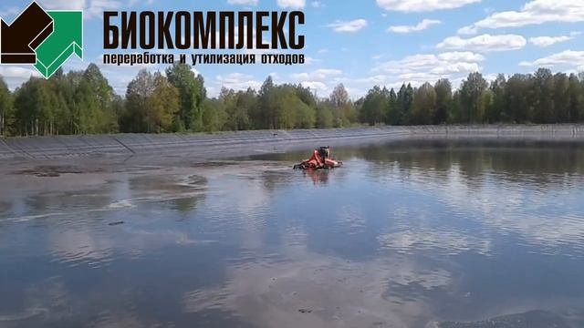 Плавающая мешалка агитатор Nuhn в работе. Май 2017 смотреть онлайн