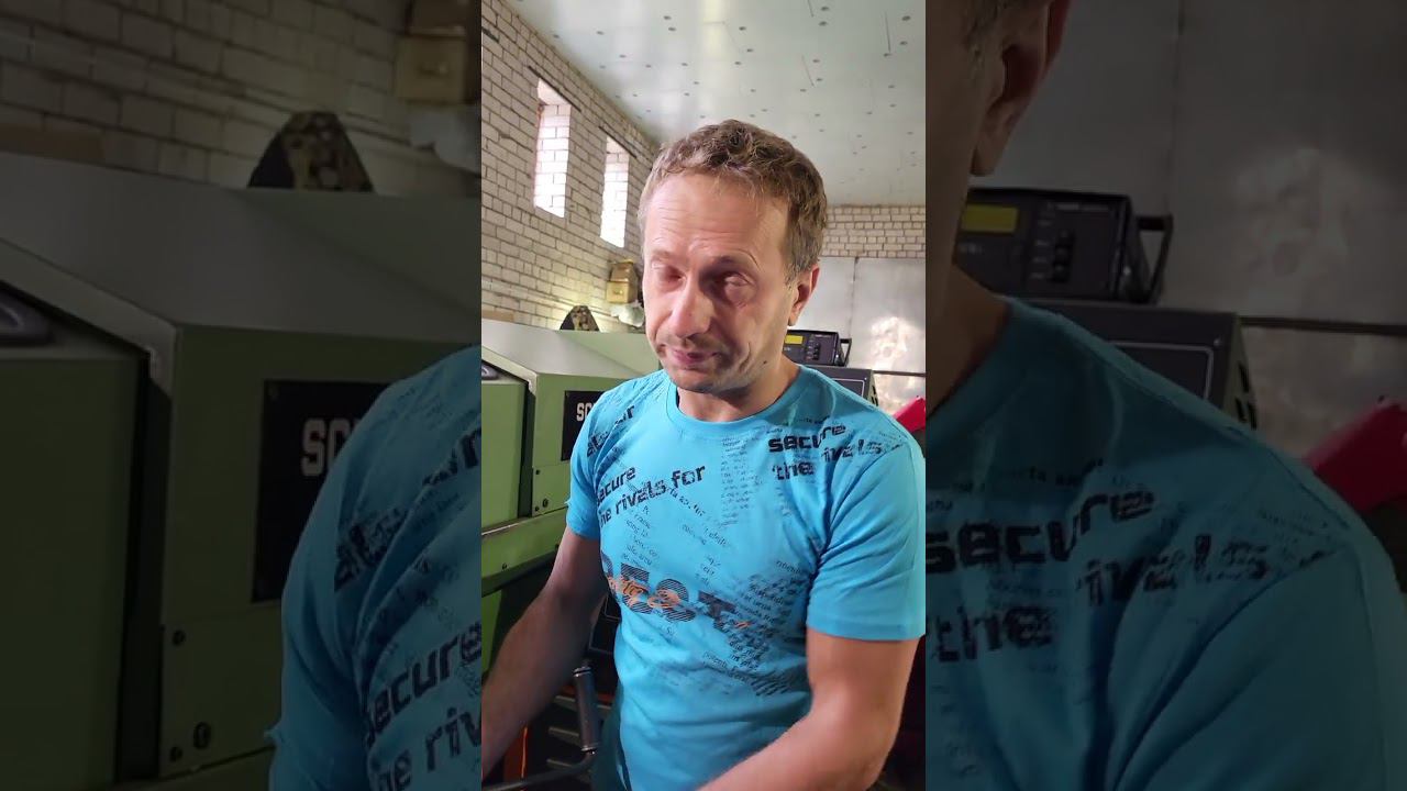 Табакорезка новая новая модель ИРС135/40/1М6 с автоматом очистки валов. смотреть онлайн