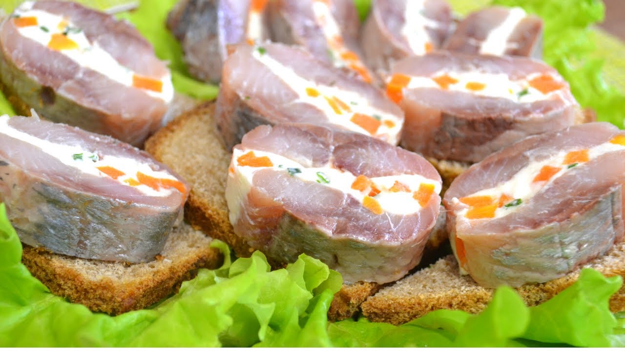 Закуска из селедки на праздничный стол?.Рулетики из сельди. смотреть онлайн