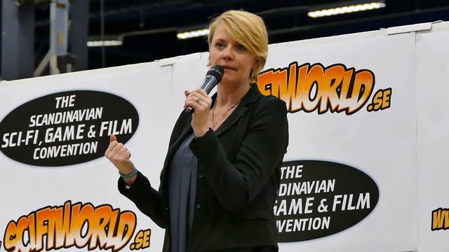 Amanda Tapping Q&A Stockholm SciFiWorld Dec 2016 (HD) смотреть онлайн