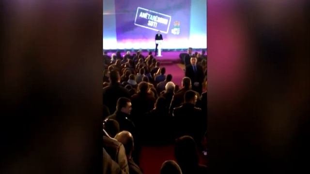 BEN BLUSHI смотреть онлайн