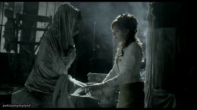 Mylene Farmer - Ave Maria смотреть онлайн