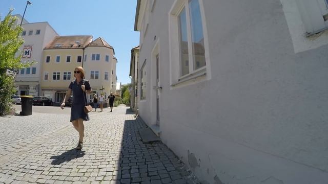 Walking through: Günzburg in Bayern in GERMANY смотреть онлайн