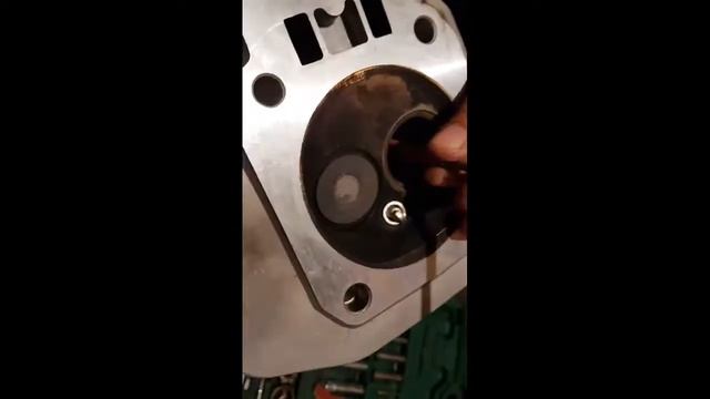 Ремонт бензо генератора на Volvo vnl 780 продолжение смотреть онлайн