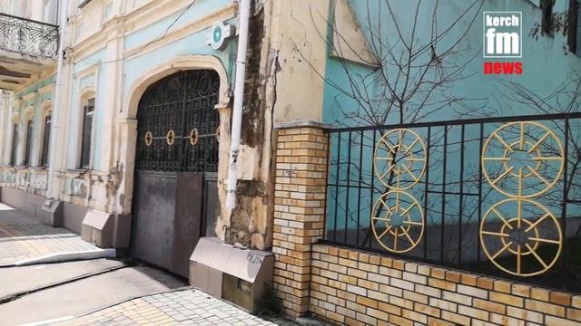 Керченский кожно-венерологический диспансер продолжает стабильно обыспаться и трескаться смотреть онлайн