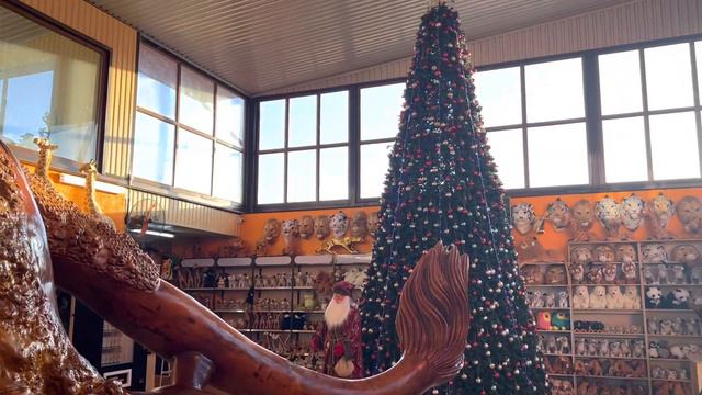 Мимо этого ЛЬВА НЕВОЗМОЖНО просто так пройти!😍 ЦАРЬ ЛЕВ!🦁ТАЙГАН. смотреть онлайн