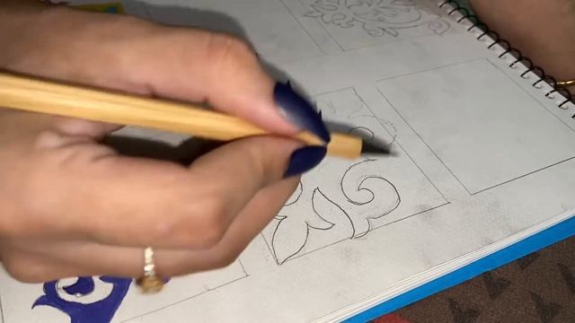 Trace with me asymmetrical pattern design in sketch book . It’s soothing смотреть онлайн