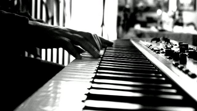 Sunday Slow Jam - Live Improvisation May 2013 by Christoph Kilian Bendel смотреть онлайн