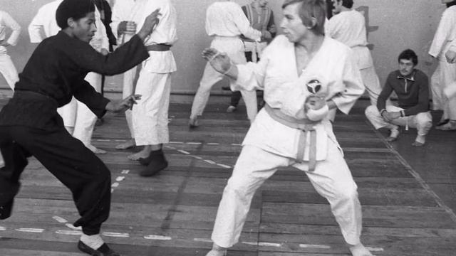 Каратэ-80 смотреть онлайн