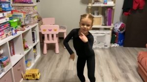 ? Зажигательные танцы от Мирославы!!! Годовщина родителей! Тренировки и учёба! Фигурное катание!!!
