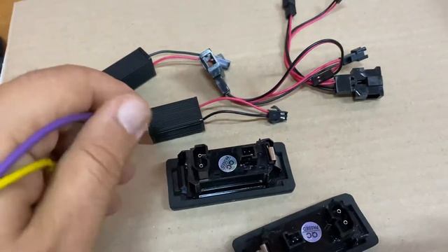 Фонарь подсветки номерного знака Audi LED комплект 2 шт. смотреть онлайн